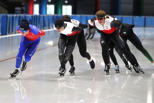Kadra Polski Łyżwiarzy szybkich trenuje w Tomaszowie Mazowieckim Kadra Polski Łyżwiarzy szybkich trenuje w Tomaszowie Mazowieckim