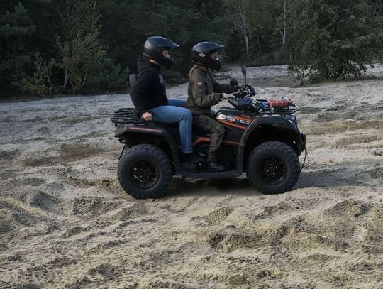 Na czterech kołach przez las: Strzelcy z JS 1002 zaliczyli szkolenie na quadach