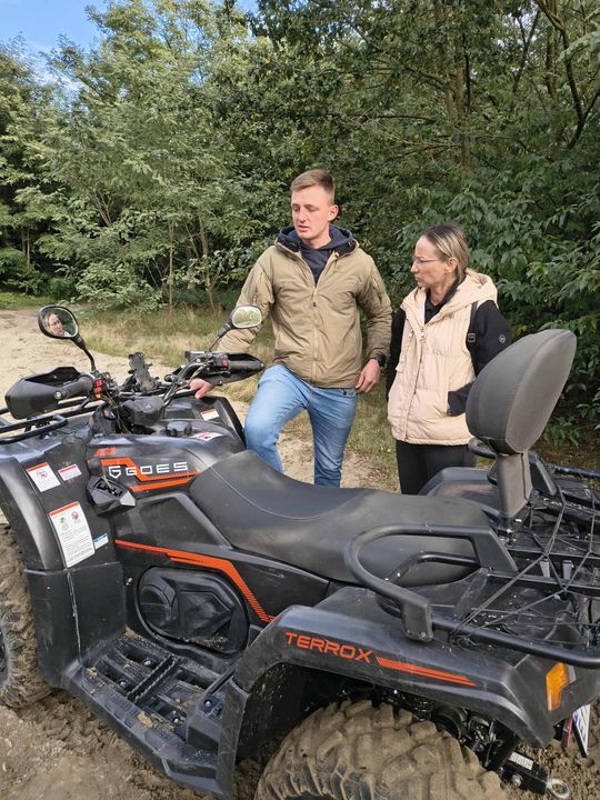 Na czterech kołach przez las: Strzelcy z JS 1002 zaliczyli szkolenie na quadach