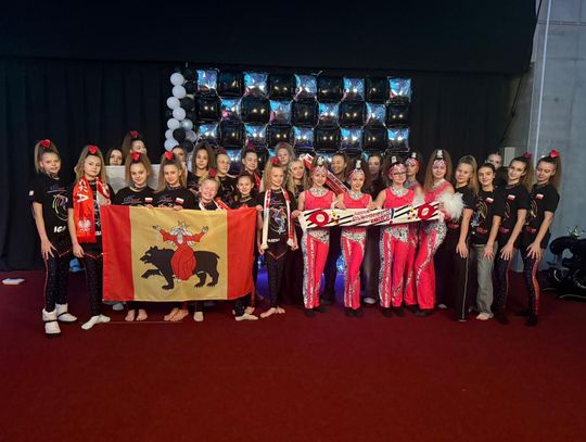 29 zawodniczek Akademii Tańca Sportowego Aster walczyło o tytuły Mistrzostw Świata International Dance Federation (IDF) – World Dance Championships