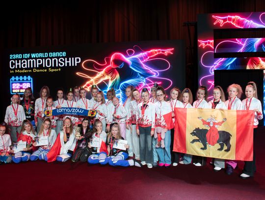 29 zawodniczek Akademii Tańca Sportowego Aster walczyło o tytuły Mistrzostw Świata International Dance Federation (IDF) – World Dance Championships