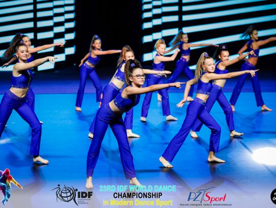 29 zawodniczek Akademii Tańca Sportowego Aster walczyło o tytuły Mistrzostw Świata International Dance Federation (IDF) – World Dance Championships