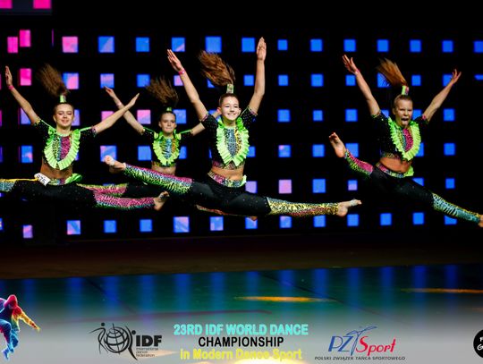 29 zawodniczek Akademii Tańca Sportowego Aster walczyło o tytuły Mistrzostw Świata International Dance Federation (IDF) – World Dance Championships