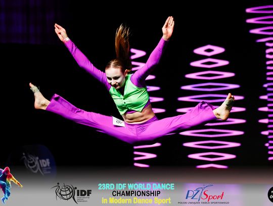 29 zawodniczek Akademii Tańca Sportowego Aster walczyło o tytuły Mistrzostw Świata International Dance Federation (IDF) – World Dance Championships