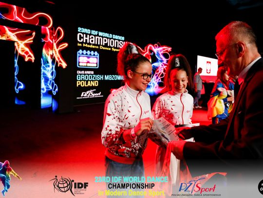 29 zawodniczek Akademii Tańca Sportowego Aster walczyło o tytuły Mistrzostw Świata International Dance Federation (IDF) – World Dance Championships