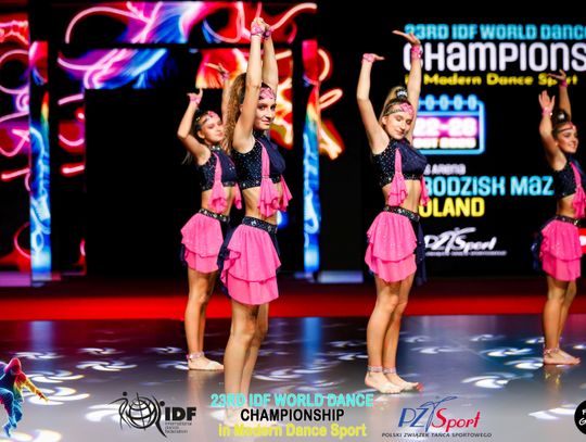 29 zawodniczek Akademii Tańca Sportowego Aster walczyło o tytuły Mistrzostw Świata International Dance Federation (IDF) – World Dance Championships