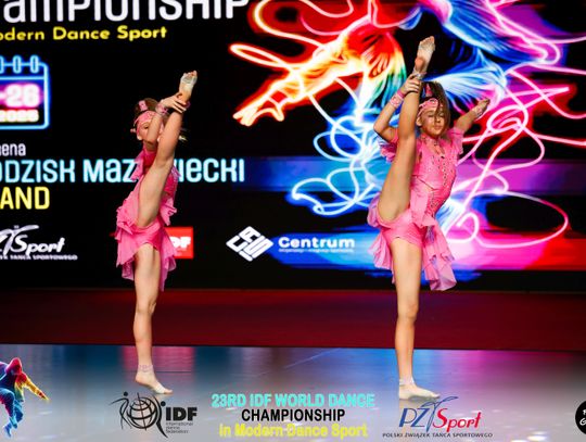 29 zawodniczek Akademii Tańca Sportowego Aster walczyło o tytuły Mistrzostw Świata International Dance Federation (IDF) – World Dance Championships