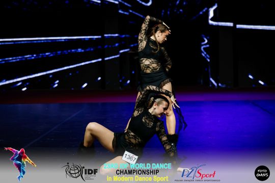 29 zawodniczek Akademii Tańca Sportowego Aster walczyło o tytuły Mistrzostw Świata International Dance Federation (IDF) – World Dance Championships