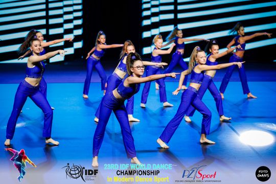 29 zawodniczek Akademii Tańca Sportowego Aster walczyło o tytuły Mistrzostw Świata International Dance Federation (IDF) – World Dance Championships