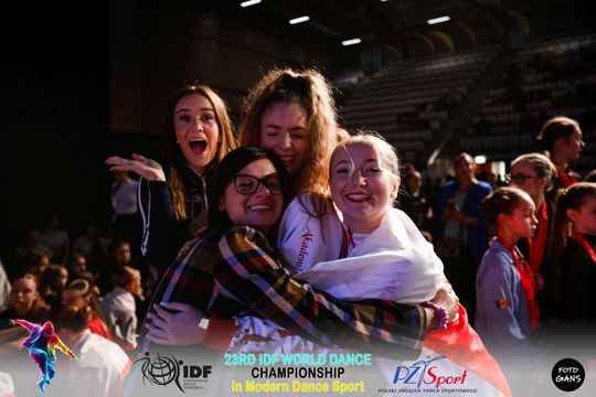 29 zawodniczek Akademii Tańca Sportowego Aster walczyło o tytuły Mistrzostw Świata International Dance Federation (IDF) – World Dance Championships