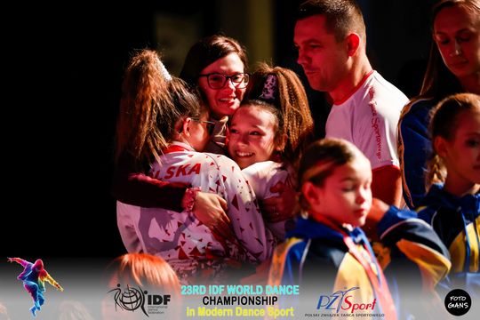 29 zawodniczek Akademii Tańca Sportowego Aster walczyło o tytuły Mistrzostw Świata International Dance Federation (IDF) – World Dance Championships