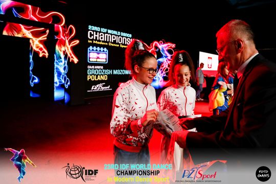 29 zawodniczek Akademii Tańca Sportowego Aster walczyło o tytuły Mistrzostw Świata International Dance Federation (IDF) – World Dance Championships