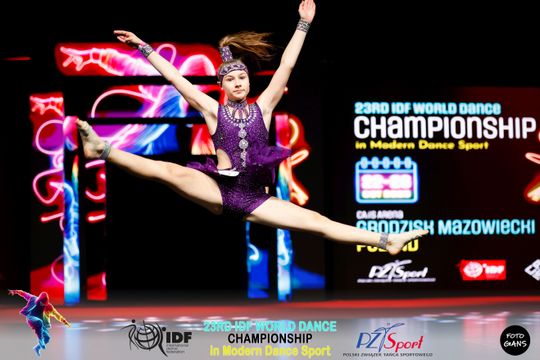 29 zawodniczek Akademii Tańca Sportowego Aster walczyło o tytuły Mistrzostw Świata International Dance Federation (IDF) – World Dance Championships