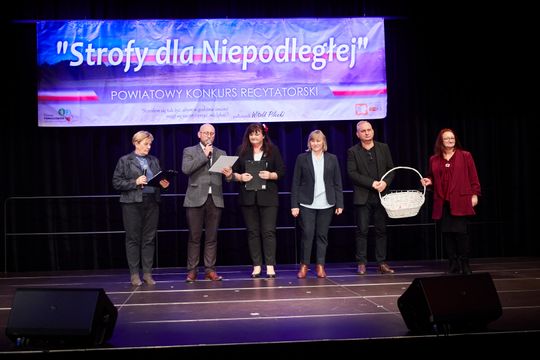 V Powiatowy Konkurs Recytatorski „Strofy dla Niepodległej”