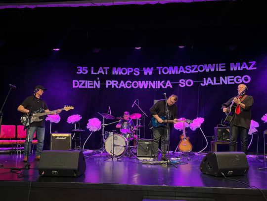 Jubileusz 35-lecia MOPS w Tomaszowie Mazowieckim i obchody Dnia Pracownika Socjalnego Jubileusz 35-lecia MOPS w Tomaszowie Mazowieckim i obchody Dnia Pracownika Socjalnego