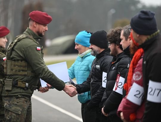 Szkolenie „wGotowości” w Tomaszowie Mazowieckim. 25 Brygada Kawalerii Powietrznej szkoli cywilów do działania w kryzysie Szkolenie „wGotowości” w Tomaszowie Mazowieckim. 25 Brygada Kawalerii Powietrznej szkoli cywilów do działania w kryzysie