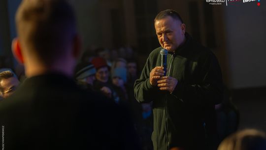 „…A POKÓJ NA ZIEMI” – kolędy, które naprawdę wybrzmiały w ludziach