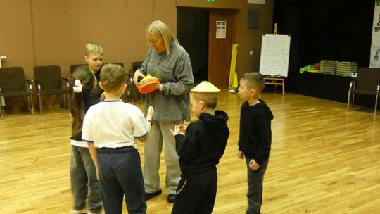 Ferie zimowe w Tomaszowie. Lód, biblioteka i „Tkacz” – pierwszy tydzień pełen atrakcji