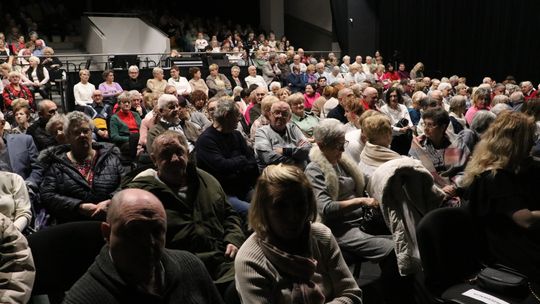 „Po prostu Żyj” – muzyczne Walentynki w Powiatowym Centrum Animacji Społecznej