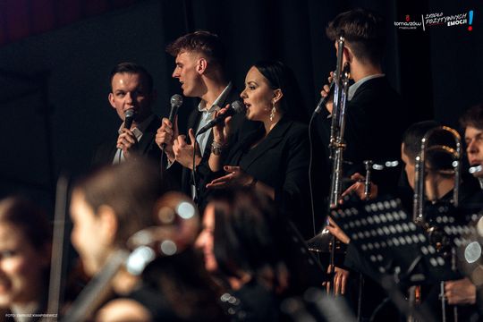 Koncert z okazji Dnia Kobiet w Tomaszowie Mazowieckim