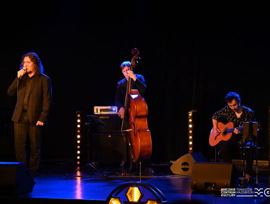 XIX Tomaszowskie Teatralia rozpoczęte. Nastrojowy wieczór pełen muzyki i poezji