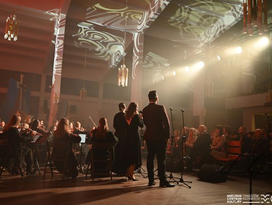 Muzyka, która zatrzymuje czas. Wyjątkowy koncert pasyjny w Tomaszowie Mazowieckim