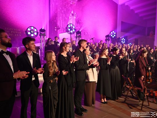 Muzyka, która zatrzymuje czas. Wyjątkowy koncert pasyjny w Tomaszowie Mazowieckim