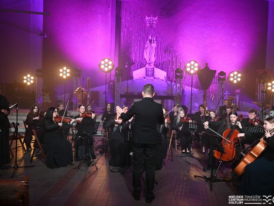 Muzyka, która zatrzymuje czas. Wyjątkowy koncert pasyjny w Tomaszowie Mazowieckim