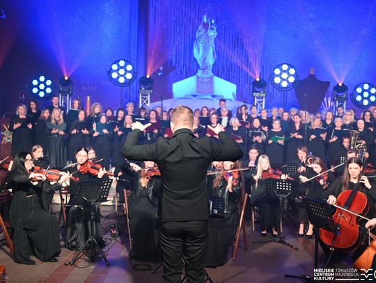 Muzyka, która zatrzymuje czas. Wyjątkowy koncert pasyjny w Tomaszowie Mazowieckim