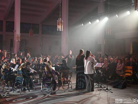 Muzyka, która zatrzymuje czas. Wyjątkowy koncert pasyjny w Tomaszowie Mazowieckim
