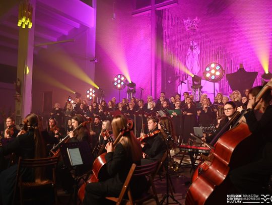 Muzyka, która zatrzymuje czas. Wyjątkowy koncert pasyjny w Tomaszowie Mazowieckim