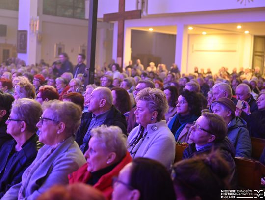 Muzyka, która zatrzymuje czas. Wyjątkowy koncert pasyjny w Tomaszowie Mazowieckim