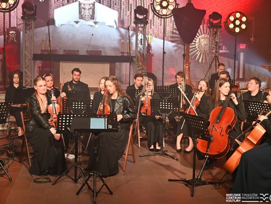 Muzyka, która zatrzymuje czas. Wyjątkowy koncert pasyjny w Tomaszowie Mazowieckim