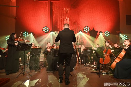 Muzyka, która zatrzymuje czas. Wyjątkowy koncert pasyjny w Tomaszowie Mazowieckim