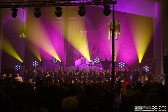 Muzyka, która zatrzymuje czas. Wyjątkowy koncert pasyjny w Tomaszowie Mazowieckim