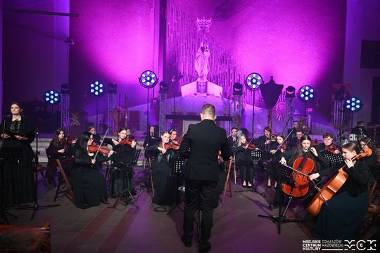 Muzyka, która zatrzymuje czas. Wyjątkowy koncert pasyjny w Tomaszowie Mazowieckim