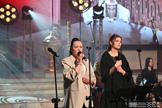 Muzyka, która zatrzymuje czas. Wyjątkowy koncert pasyjny w Tomaszowie Mazowieckim