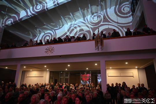 Muzyka, która zatrzymuje czas. Wyjątkowy koncert pasyjny w Tomaszowie Mazowieckim