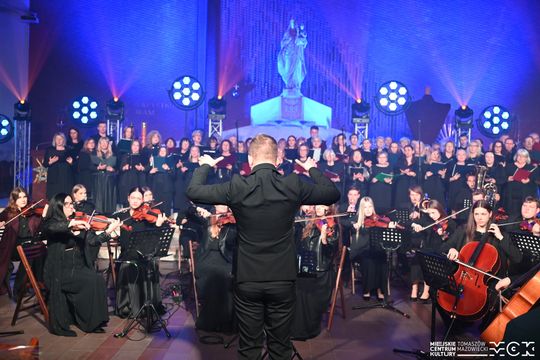 Muzyka, która zatrzymuje czas. Wyjątkowy koncert pasyjny w Tomaszowie Mazowieckim
