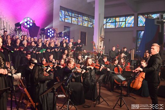 Muzyka, która zatrzymuje czas. Wyjątkowy koncert pasyjny w Tomaszowie Mazowieckim
