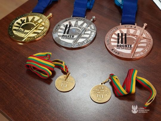 Trzy medale na największym turnieju świata szermierki historycznej żołnierza 9ŁBOT 