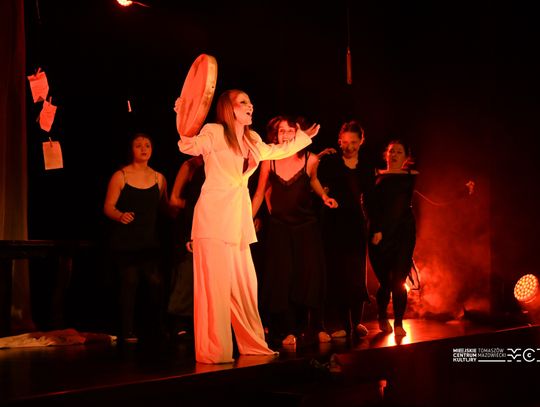 „Małgorzata i Mistrz” w wykonaniu Teatru Trzcina Kariny Góry