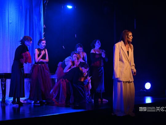 „Małgorzata i Mistrz” w wykonaniu Teatru Trzcina Kariny Góry