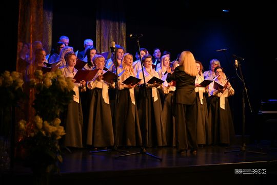 10 lat chóru Artis Gaudium. Jubileuszowy koncert w Tomaszowie Mazowieckim