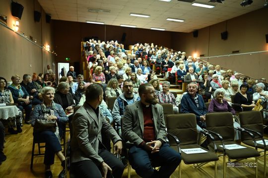 10 lat chóru Artis Gaudium. Jubileuszowy koncert w Tomaszowie Mazowieckim