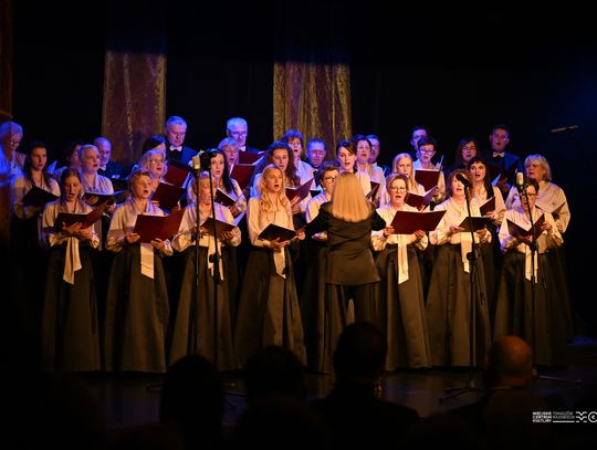 10 lat chóru Artis Gaudium. Jubileuszowy koncert w Tomaszowie Mazowieckim