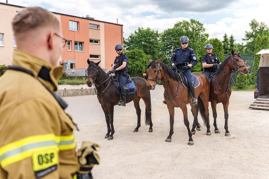 Ćwiczenia służb i mieszkańców przy Arenie Lodowej. Wspólna lekcja reagowania
