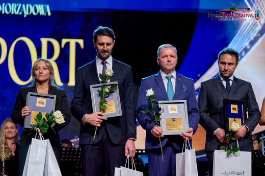 Perły Tomaszowa wręczone. Uhonorowano ludzi kultury, sportu i życia społecznego