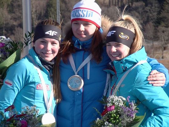 medalistki na dyst. 1000m 
2m Ziomek Kaja ; 1m Daria Kaczanova; 3m Karolina Bosiek
