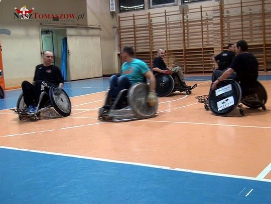 "Niedźwiedzie" walczą na wózkach